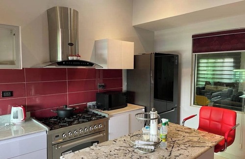 Ofin Apartment | Souz Suites and Apartments