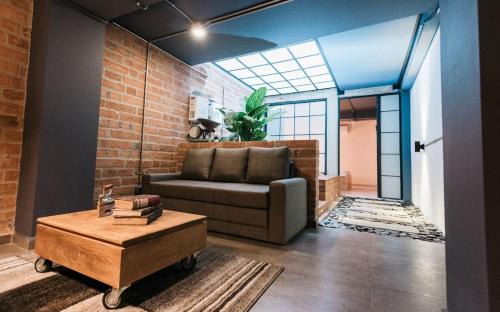 El Poblado Apartment | Soy Local Provenza