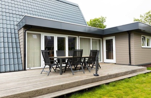 Callantsoog Boat Rental | SP 19 Comfortable holiday residence
