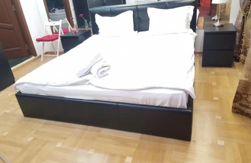 Sector 2 Apartment | Spa Mega Mall Monza National Arena