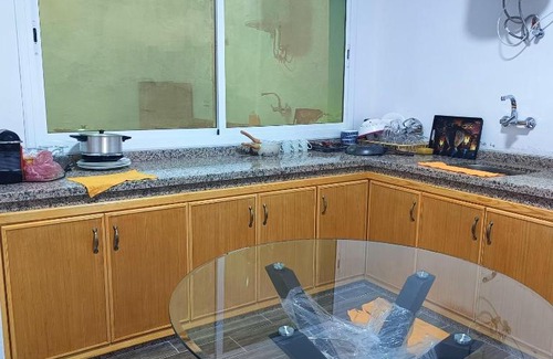 Branes Apartment | Spacieuse 2 Br Apt Fast Wi-Fi