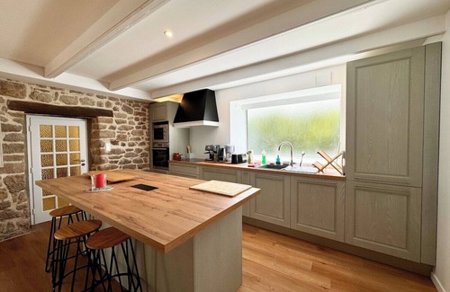 Riantec House | Spacieuse Longère de Charme - Refaite à Neuf
