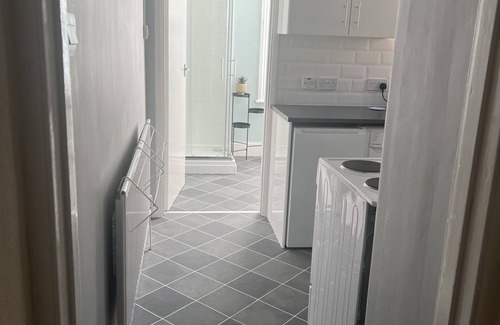 Herne Bay Apartment | Spacious 1-bed Apartment in the Heart of Herne Bay