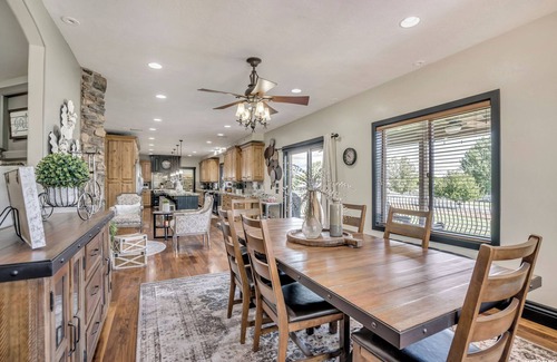 Bluffdale House | Spacious 10-bedroom Luxury Home with Fitness and Game room in charming Bluffdale
