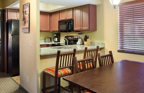 Wisconsin Dells Resort | Spacious 2 Bedroom Villa at Christmas Mountain