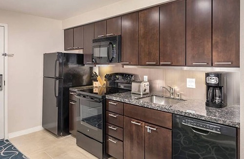Las Vegas Resort | Spacious 2 Bedroom resort available for Vegas F1 Grand Prix: Nov 21-24th