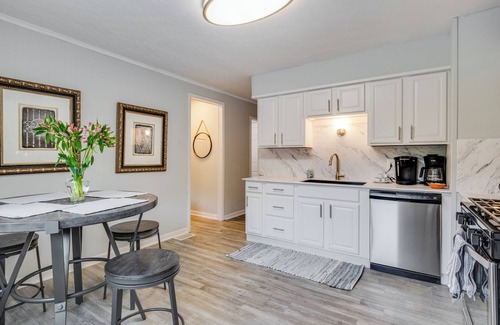 Albright Apartment | Spacious 3 bedroom Apartment, Located in the Heart of Elmwood Village
