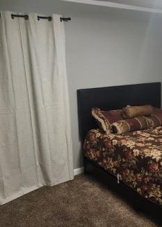 Church Street Apartment | Spacious 3-Bedroom House in Atl