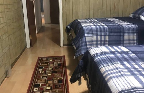 The Heights Hotel | Spacious 3 BR on The Heights, Jersey City