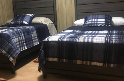 The Heights Hotel | Spacious 3 BR on The Heights, Jersey City
