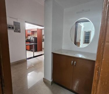 Thiruvananthapuram Apartment | Spacious 3BHK Home , Sleeps 8 ,AC, Wi-Fi & Parking
