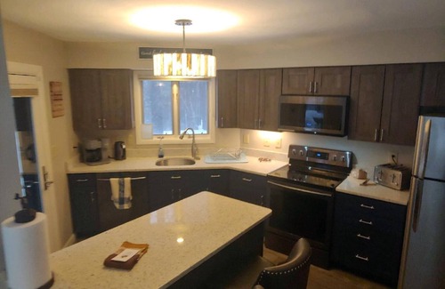 Campton House | Spacious 4-bedroom house in peaceful Campton with wifi, fireplace on a ski mtn.