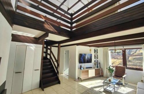 Armidale House | Spacious 5 bedroom Country Home