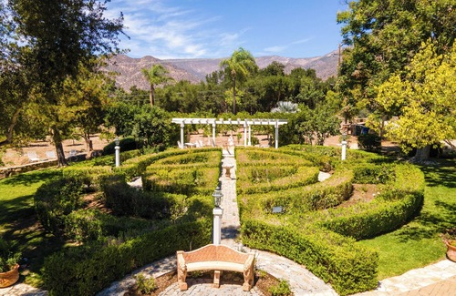 Ojai House | Spacious 6-bedroom country house with pool in tranquil Ojai