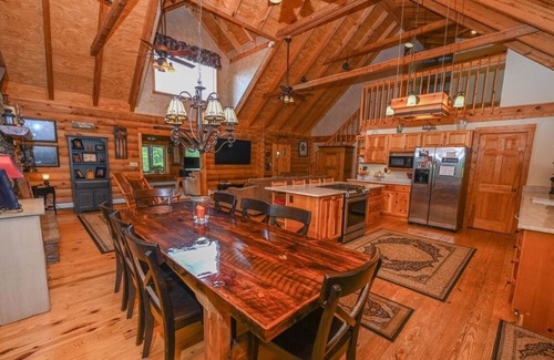 Crellin Cabin | Spacious 6BR Log Cabin Retreat - Pool, Hot Tub, Stunning Mountain&Foilage Views
