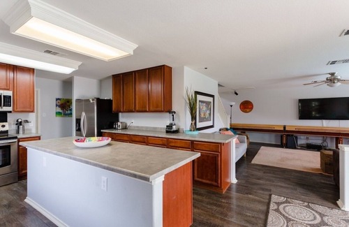 Pflugerville House | Spacious 7BR Getaway with Pool, Hot Tub & Arcades