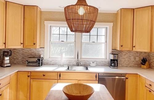 Siasconset House | Spacious and bright ‘Sconset home, pet friendly!