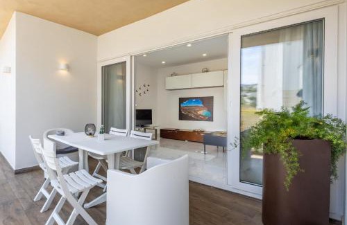 Bahar ic-Caghaq Apartment | Spacious, Bright&Terrace Views Home by QuickTrips
