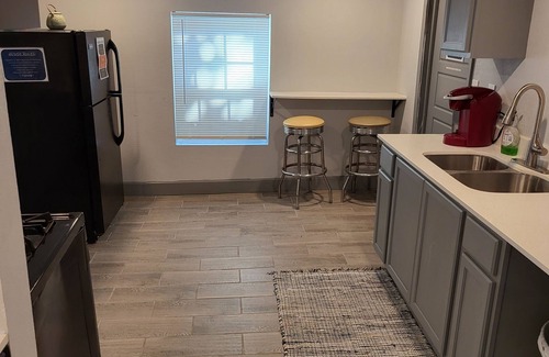 Tulsa House | Spacious Cheerful 1-Bedroom Residential Home