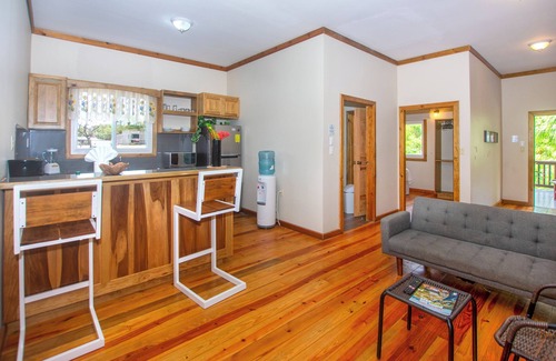 Gibson Bight Apartment | Spacious condo unit in West End paradise!