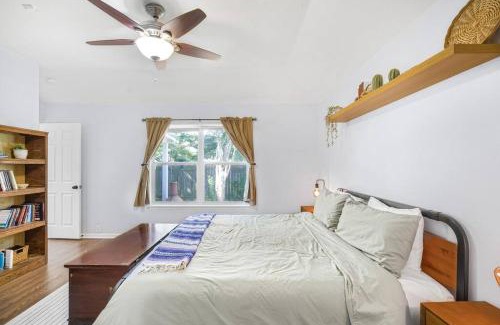 Pflugerville Villa | Spacious Cozy Home w Gym & Pool, Kid Friendly