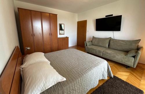 Ratac Apartment | Spacious family apartment near the beach