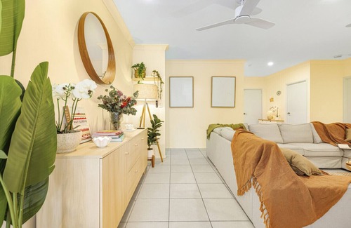 Trinity Park House | Spacious Family Fun: SUV Hire, Games, Fast Wi-Fi