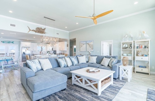 Dauphin Island House | Spacious Gulf front home w/spectacular sunrise & sunset views