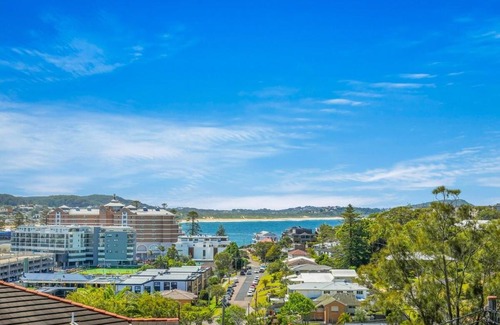Terrigal Apartment | Spacious Modern Apartment with Breathtaking Views