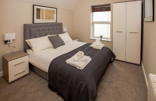 Reading City Centre Apartment | Spacious New One Bed Flat in the Heart of Reading