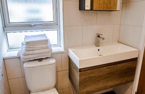 Reading City Centre Apartment | Spacious New One Bed Flat in the Heart of Reading