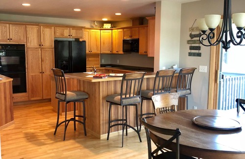 Hayward Cabin | Spacious Northwoods Home -Snowmobiler’s Haven!