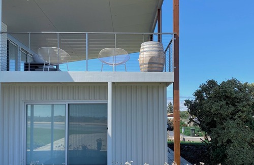 Adelaide House | Spacious Port Willunga home