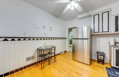 The Southampton House | Spacious St Louis Retreat: 8 Mi to Downtown!