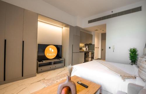 Dubai Apartment | Spacious STU in Mag 890, MBR - Meydan Living