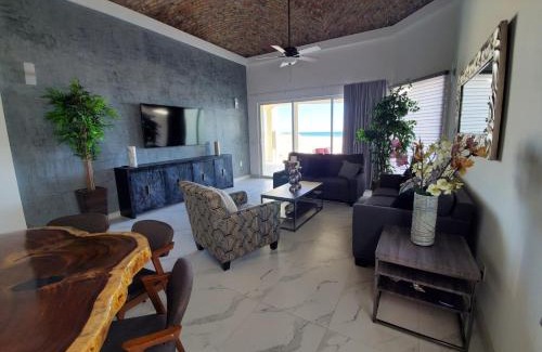 Puerto Penasco House | Spacious Villa 14 Beachfront