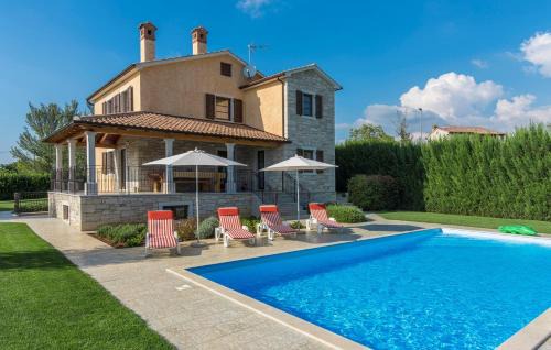 Dubravci Villa | Spacious Villa Nikka with Beautiful Garden and Pool