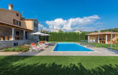 Dubravci Villa | Spacious Villa Nikka with Beautiful Garden and Pool