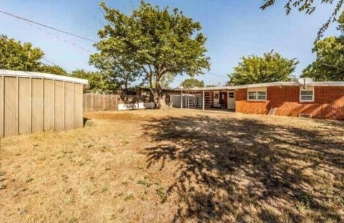 Lubbock House | ★Spacious★4BR/2BA★Easy access to TTU/UMC/Cntrl LBK