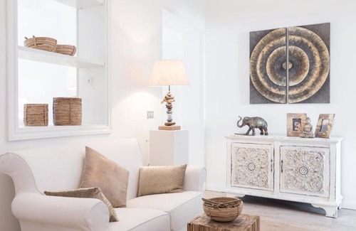 Rione III Colonna Apartment | Spanish Steps 52 Luxury