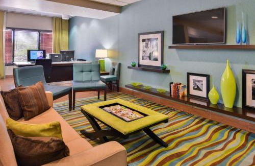 Decatur Hotel | Spark by Hilton Decatur