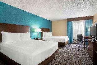 Evansville Hotel | Spark By Hilton Evansville East, In