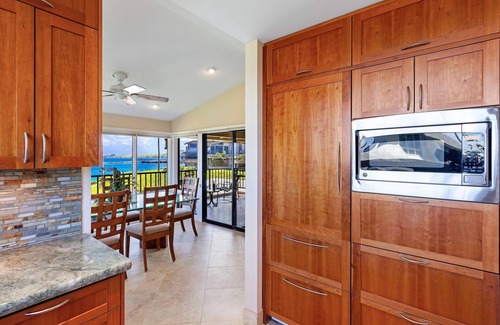 Napili Villa | SPECIAL SAVINGS> 10/31- 11/23 ~ Must See OCEAN FRONT Bay Villa 25B-2