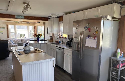 Jerusalem House | SPECTACULAR BEACH COTTAGE W/ROOF DECK & VIEWS