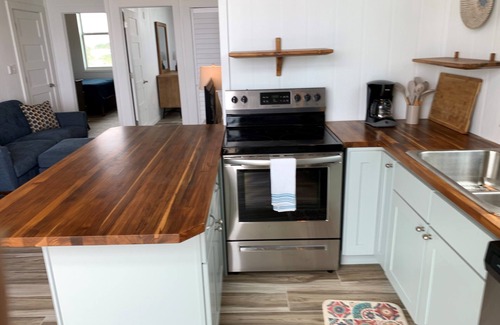 Great Guana Cay Condo | Spectacular Direct Beachfront Cabana awaits your arrival!