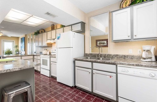 Gulf Shores Condo | Spectacular Gulf Front, top floor condo! Boardwalk 1085 next to Sea N Suds!