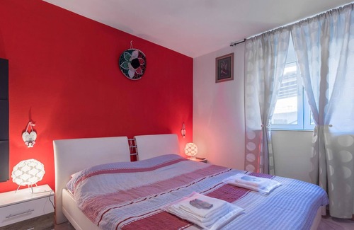 Sodici Apartment | Spend a pleasant vacation with your pets in this apartment in Kostrena.