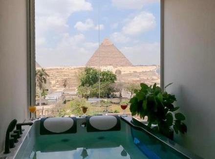 Giza Hotel | Sphinx pyramid view &jacuzzi