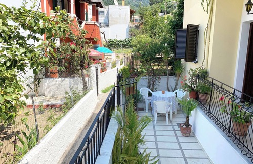Agios Gordios Apartment | Spiros Apartments - Agios Gordios Beach, Corfu, Greece