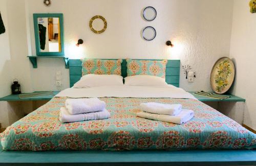 Skopelos House | Spiros Rooms